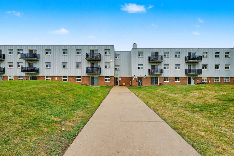 Elgin Woods Apartments