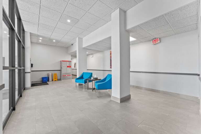Place Tecumseh Apartments