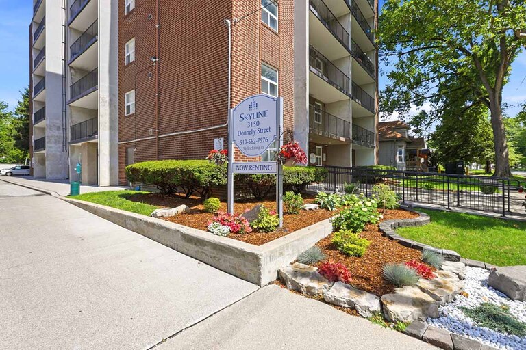 Bristol Place Apartments