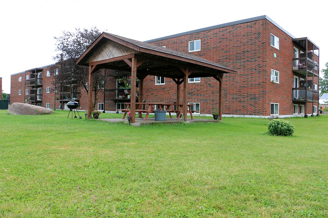 Cornwall Ontario Apartments Houses and Condos For Rent