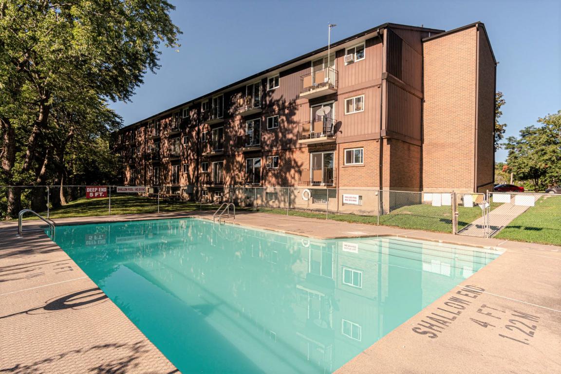 Kingston Apartment picture file 1 of 13 RentBoard.ca Ad ID SKY.377727