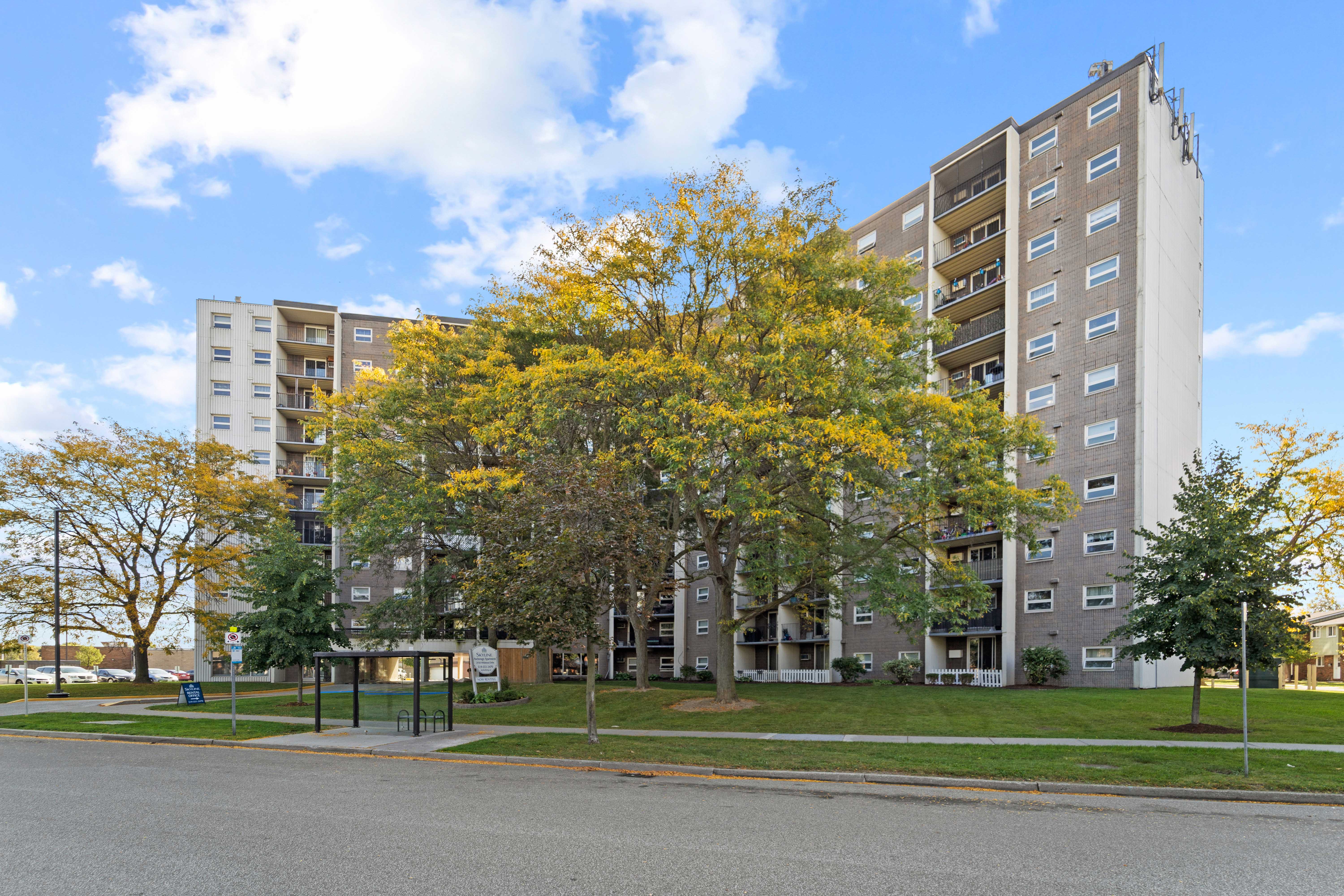 2930 Wildwood Dr., Windsor, ON N8R 1Z3 — photo 3