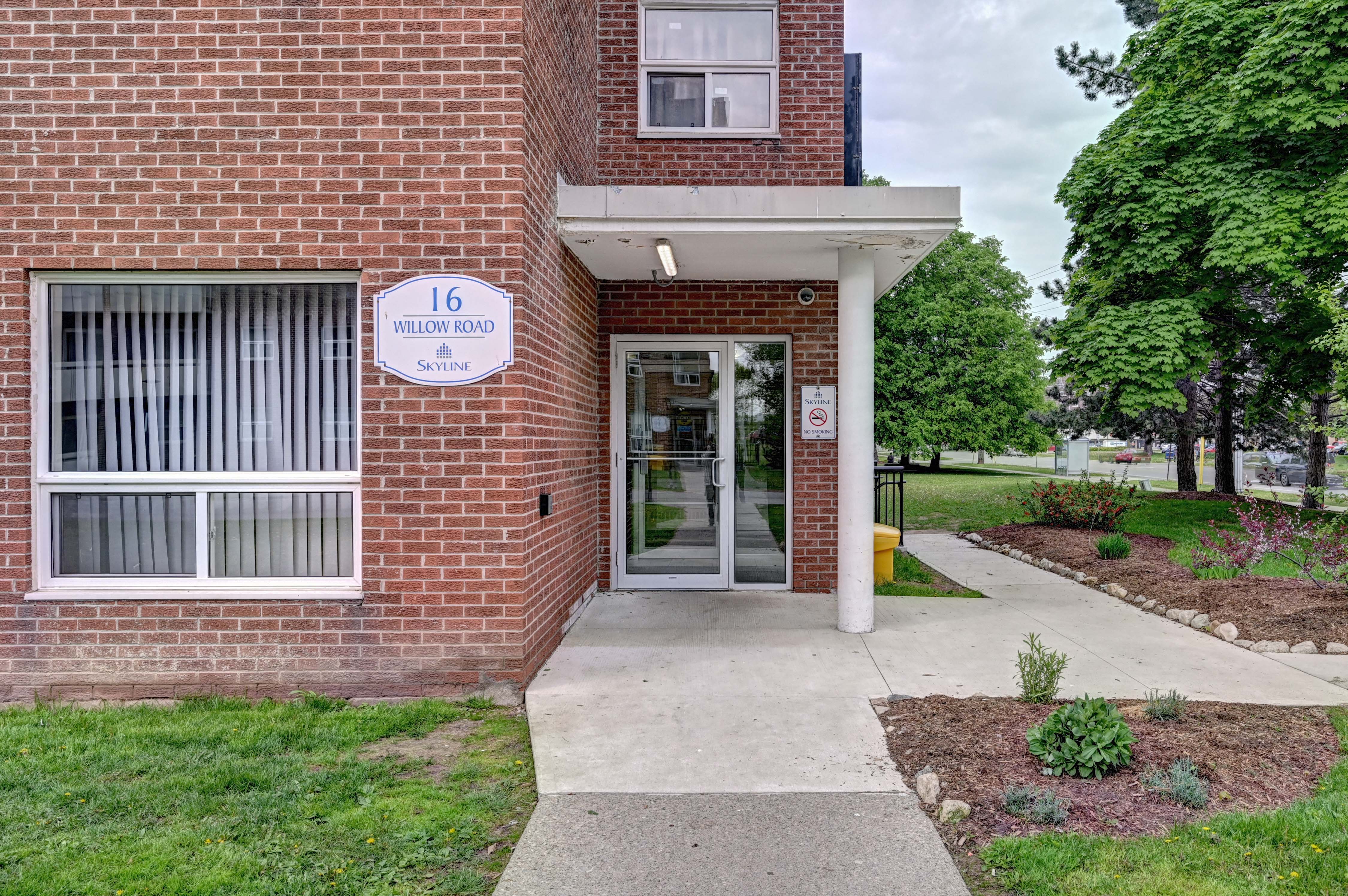 6 & 16 Willow Road, Guelph, ON N1H 7B5 — photo 2