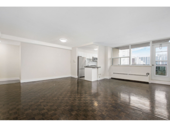 765 Steeles Avenue West