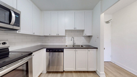  540 Proudfoot Lane - Beaverbrae Apartments