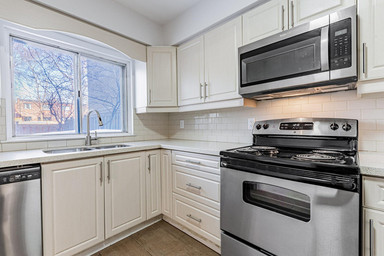 Balliol &amp; Davisville Townhomes