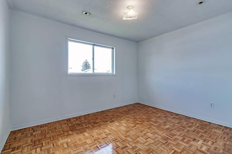 Lansdowne Avenue Townhouses For Rent Residential Sterling Karamar