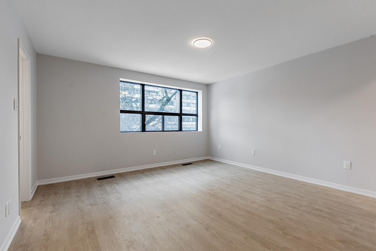 Property Hero Image 16