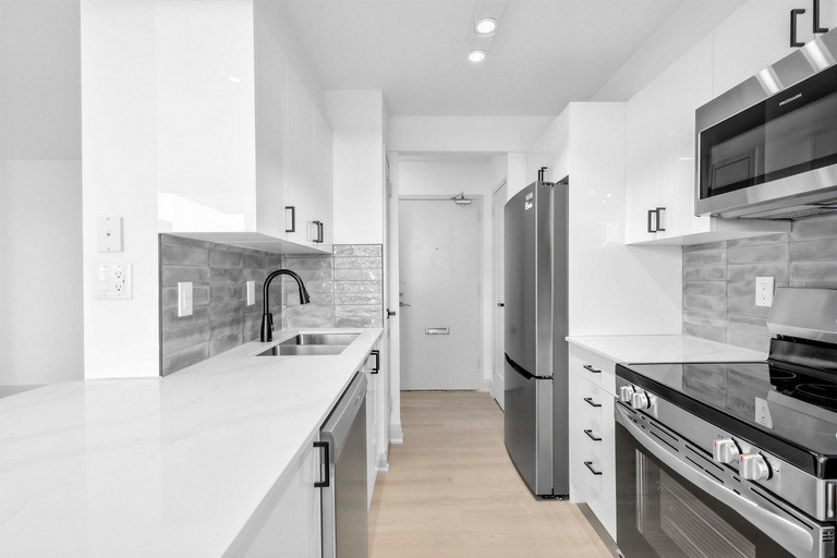 Property Hero Image 30