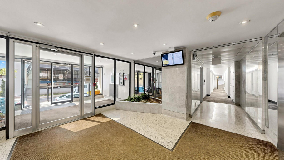 Property Hero Image 19