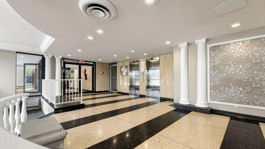 Property Hero Image 18