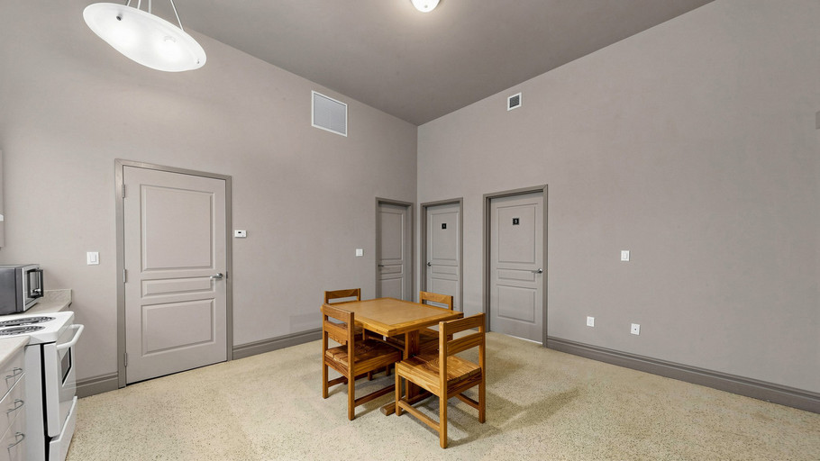 Property Hero Image 9