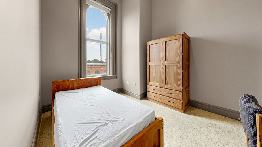 Property Hero Image 12