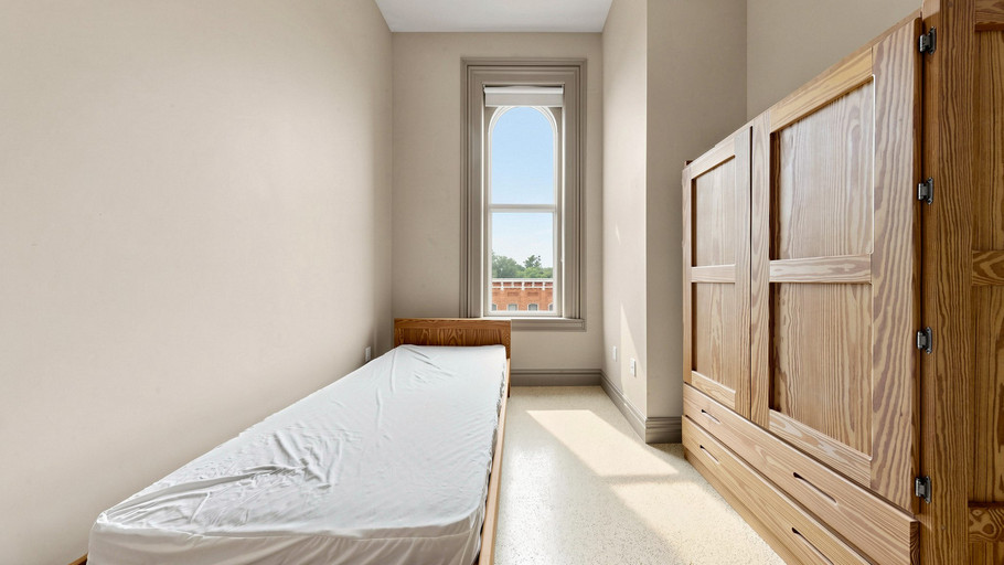 Property Hero Image 22
