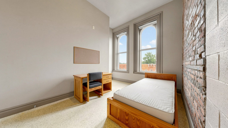 Property Hero Image 14