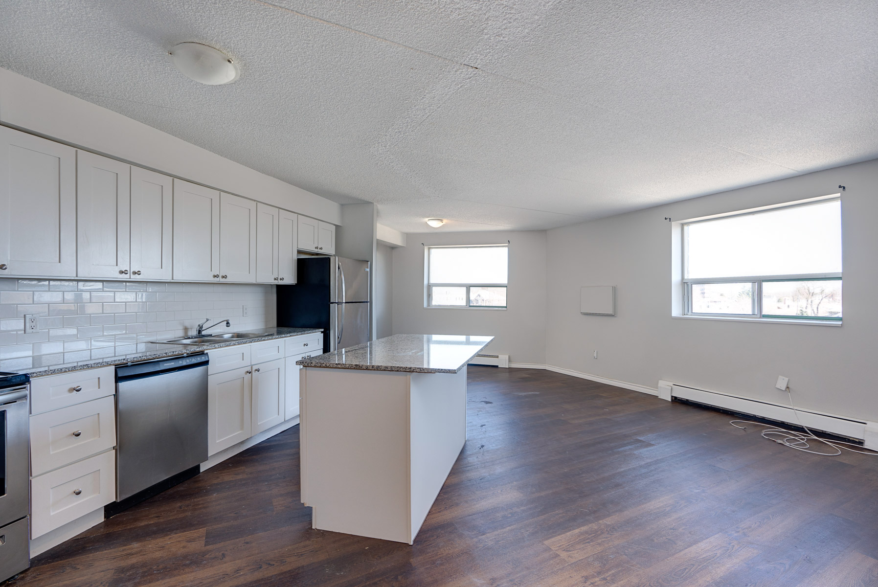 46 Gale Crescent, St. Catharines, ON L2R 7R1 — photo 3