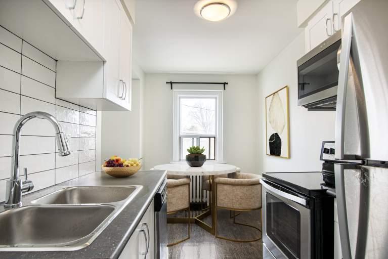 1660 Bathurst Street, Toronto, ON M5P 3K1 — photo 2