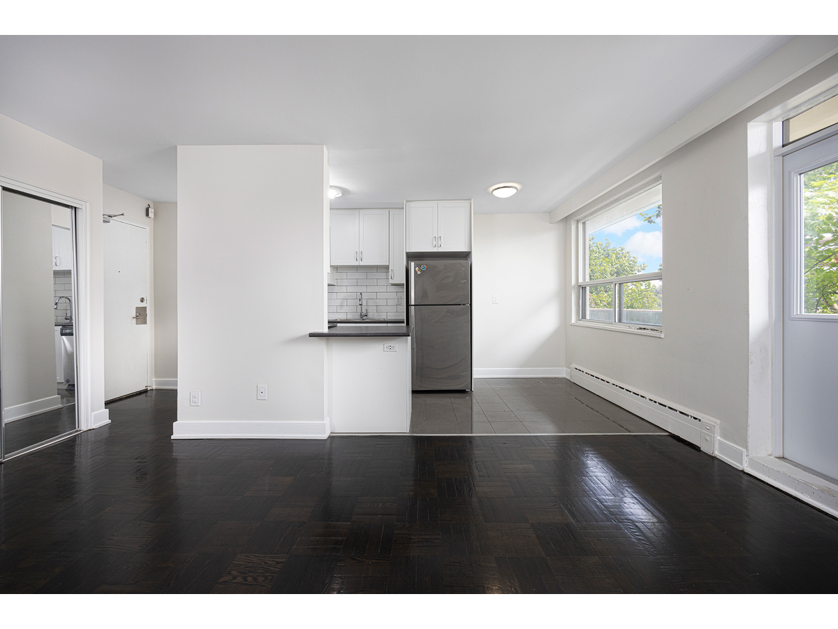 3888 Bathurst Street, Toronto, ON M3H 3N5 — photo 3