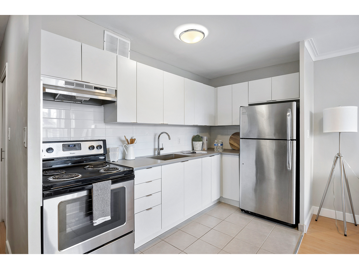 396 Queens Avenue, London, ON N6B 1X8 — photo 2