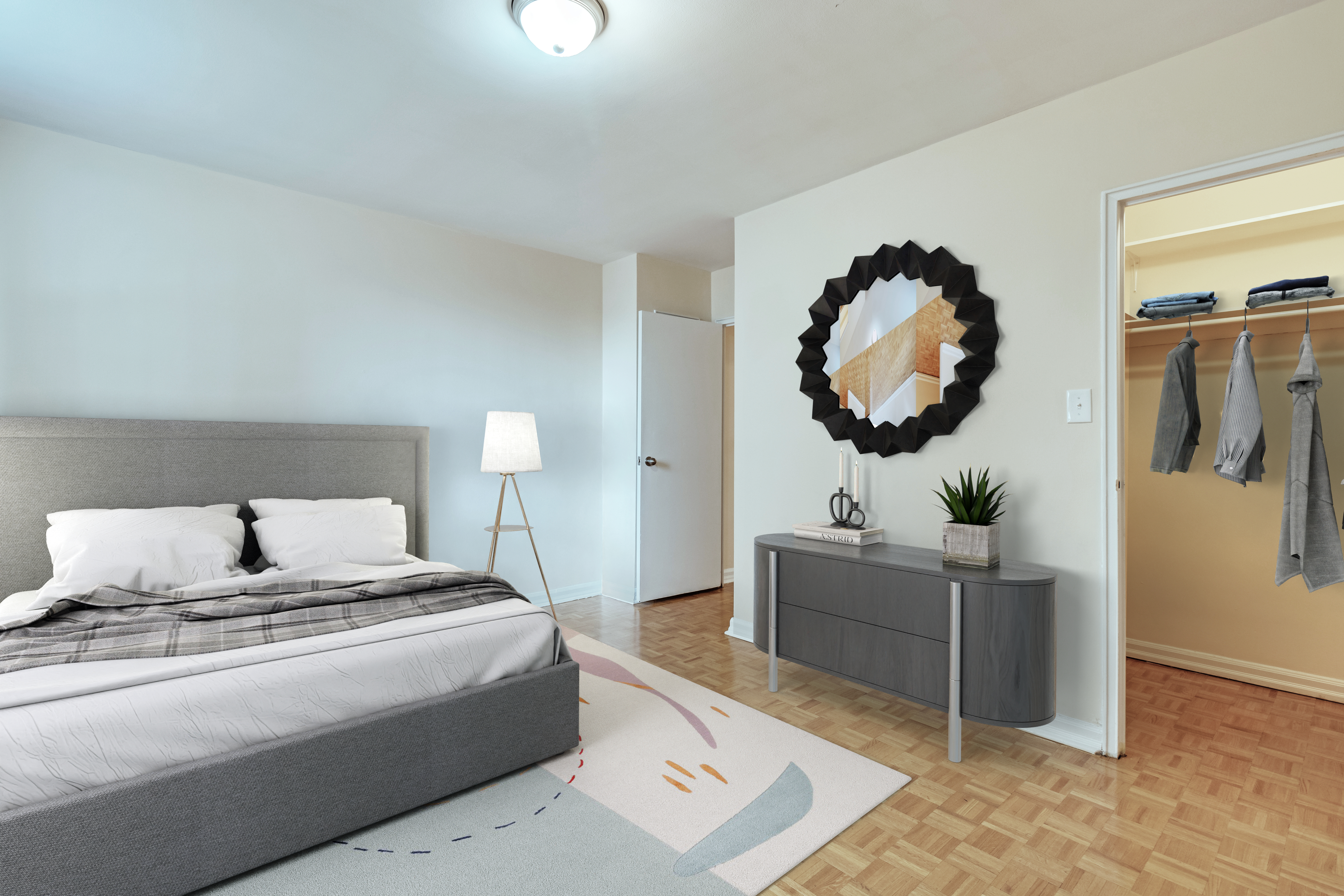 300 Eglinton Avenue East, Toronto, ON M4P 1L5 — photo 3