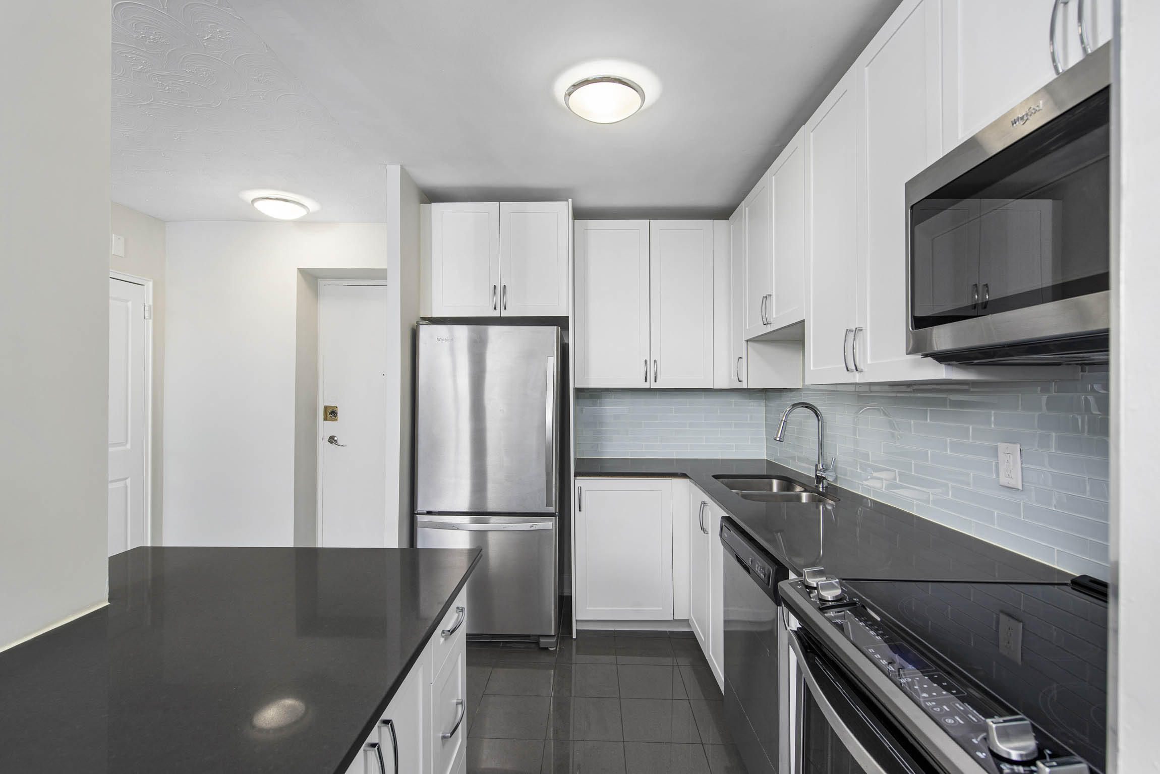 6 Auburndale Court, Etobicoke, ON M9W 3V1 — photo 3