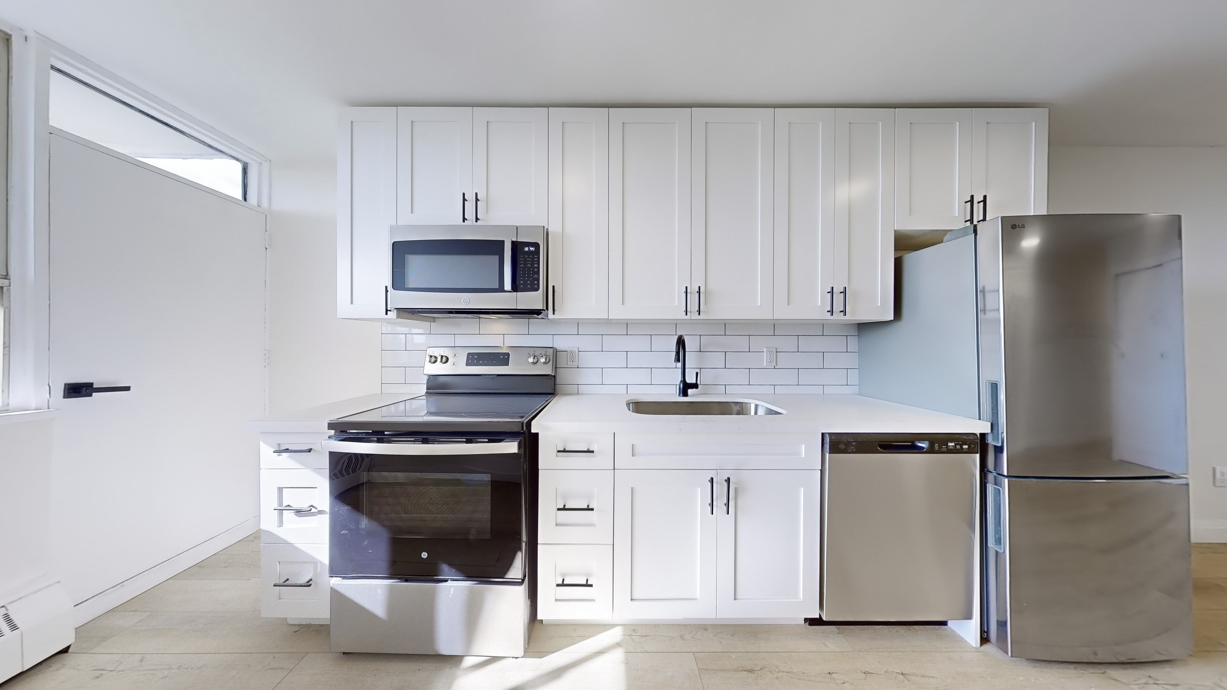 675 Martin Grove Road, Etobicoke, ON M9R 3T5 — photo 3