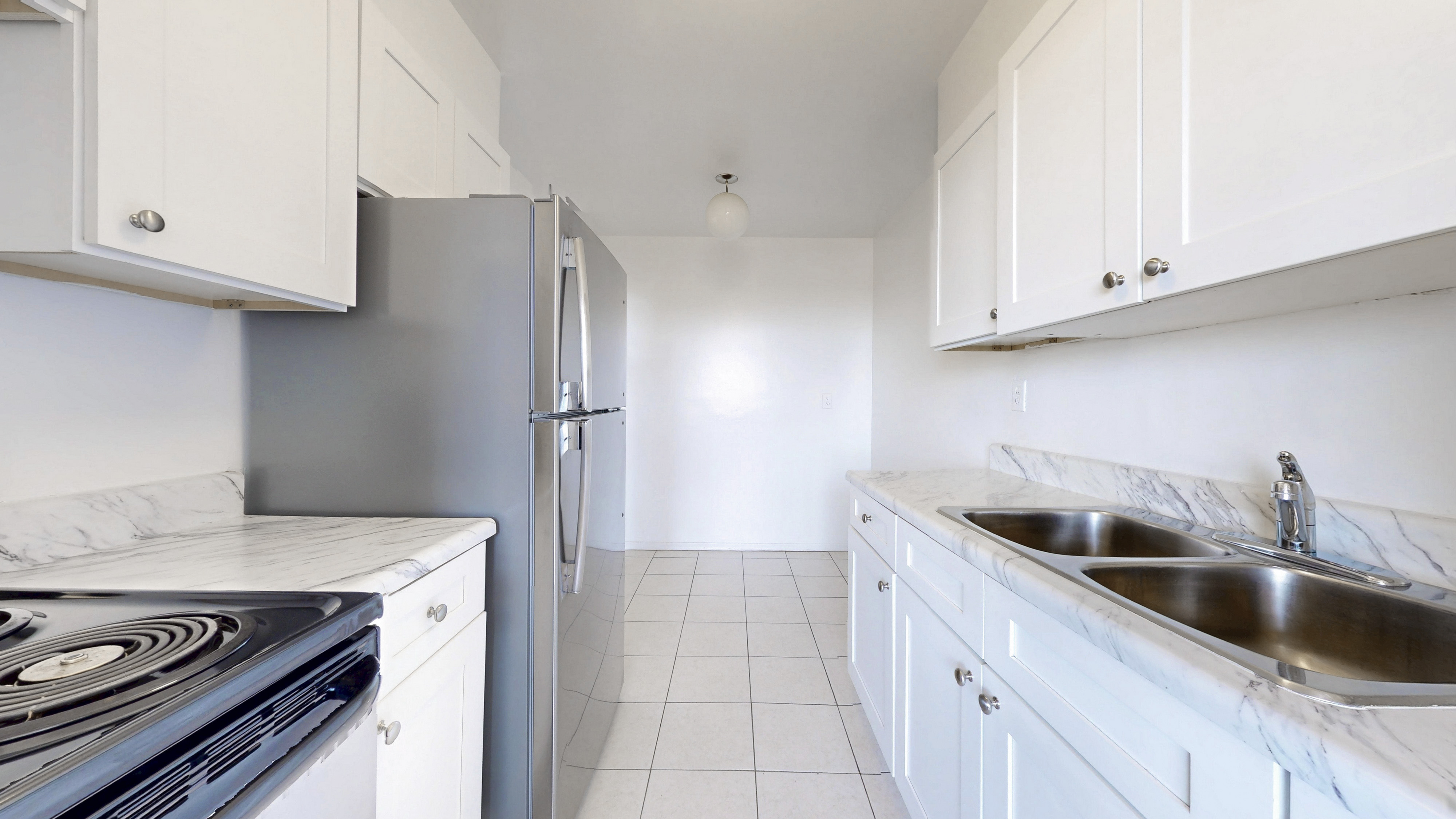 601 Finch Avenue West, North York, ON M2R 1N9 — photo 2