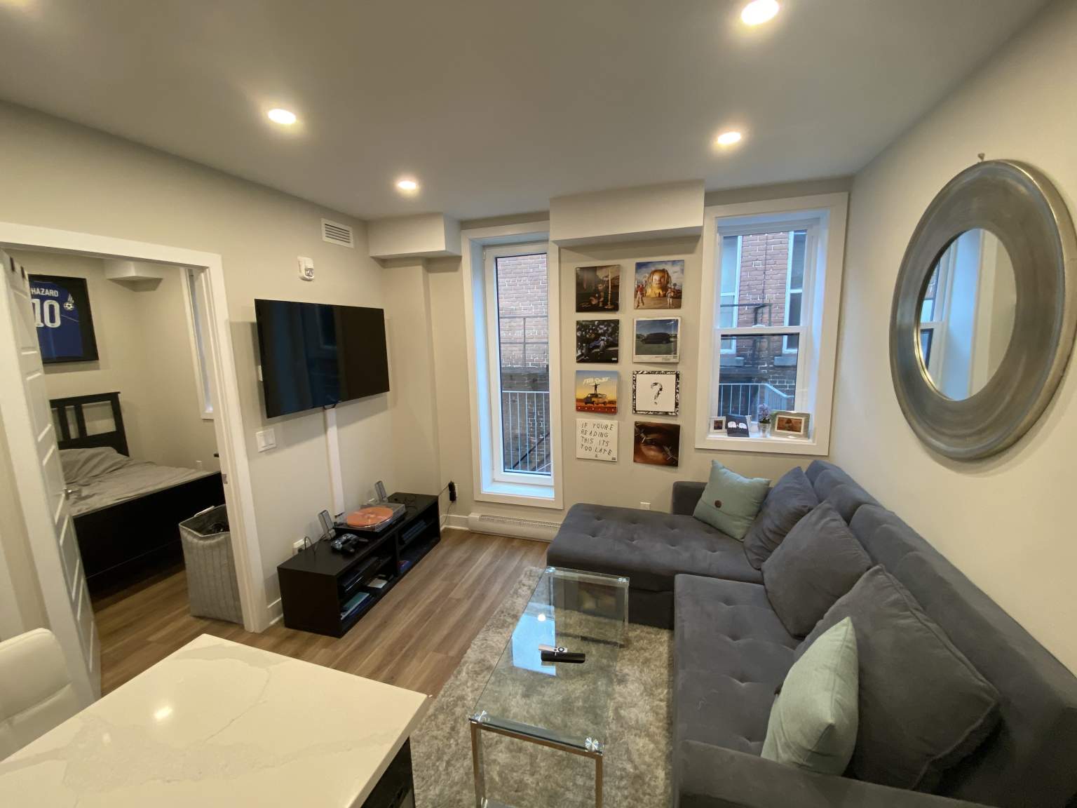 2077 Boulevard de maisonneuve ouest — photo 2