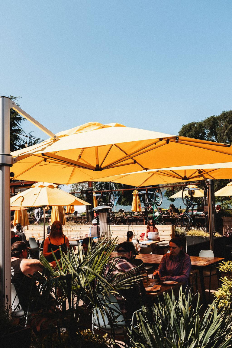 Restaurants + Cafés Image