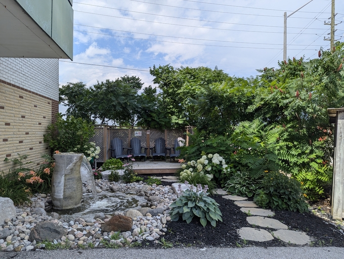 Bradford Apartments - 14 Davey Blvd