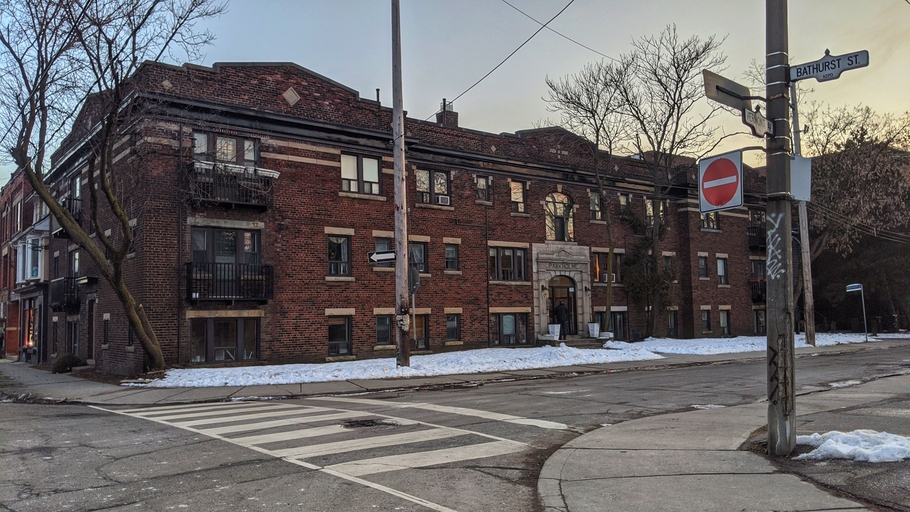 Vermont Apartments - 1 A Vermont Avenue