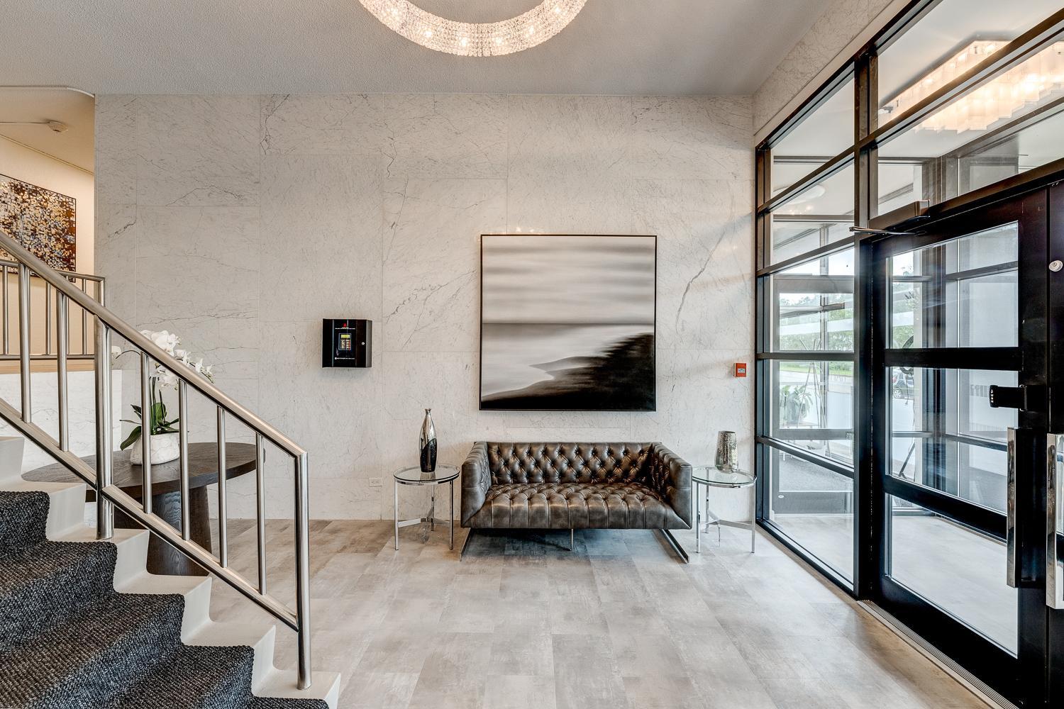 Gallery Images