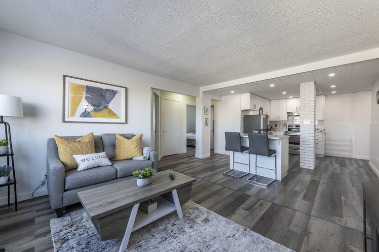 Oak Tower Apartments Featured Properties