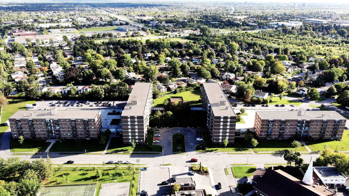 Apartments in Ottawa South Urbandale Corporation