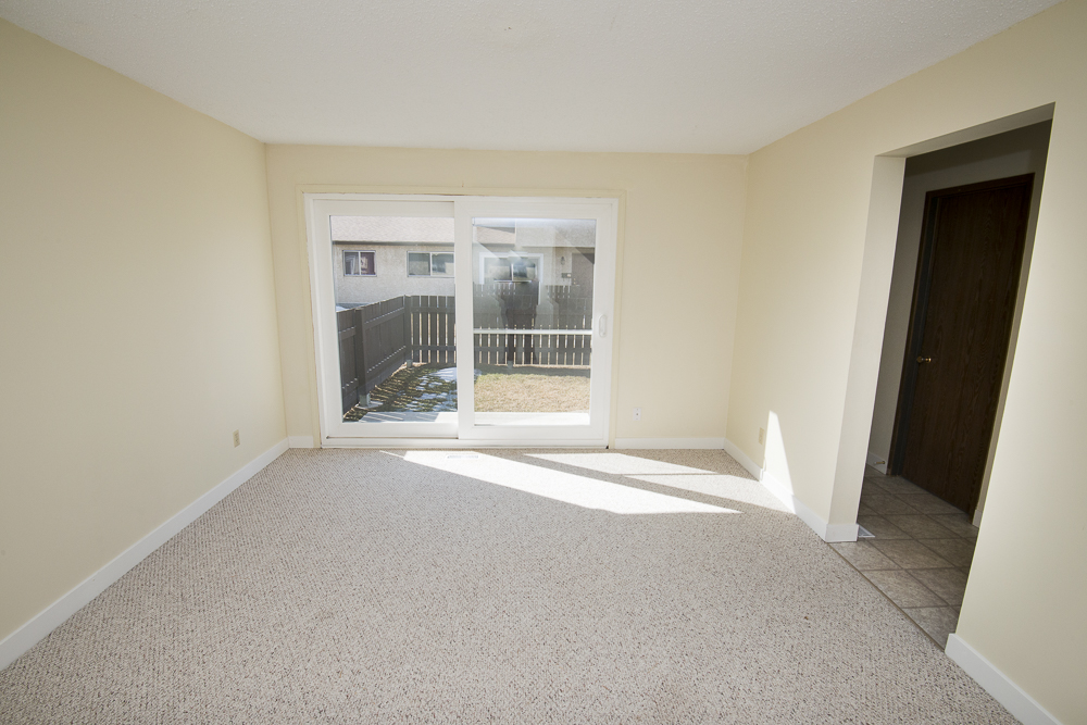 Huntington Hill Townhomes Near Southgate Urbanlife Management Ltd