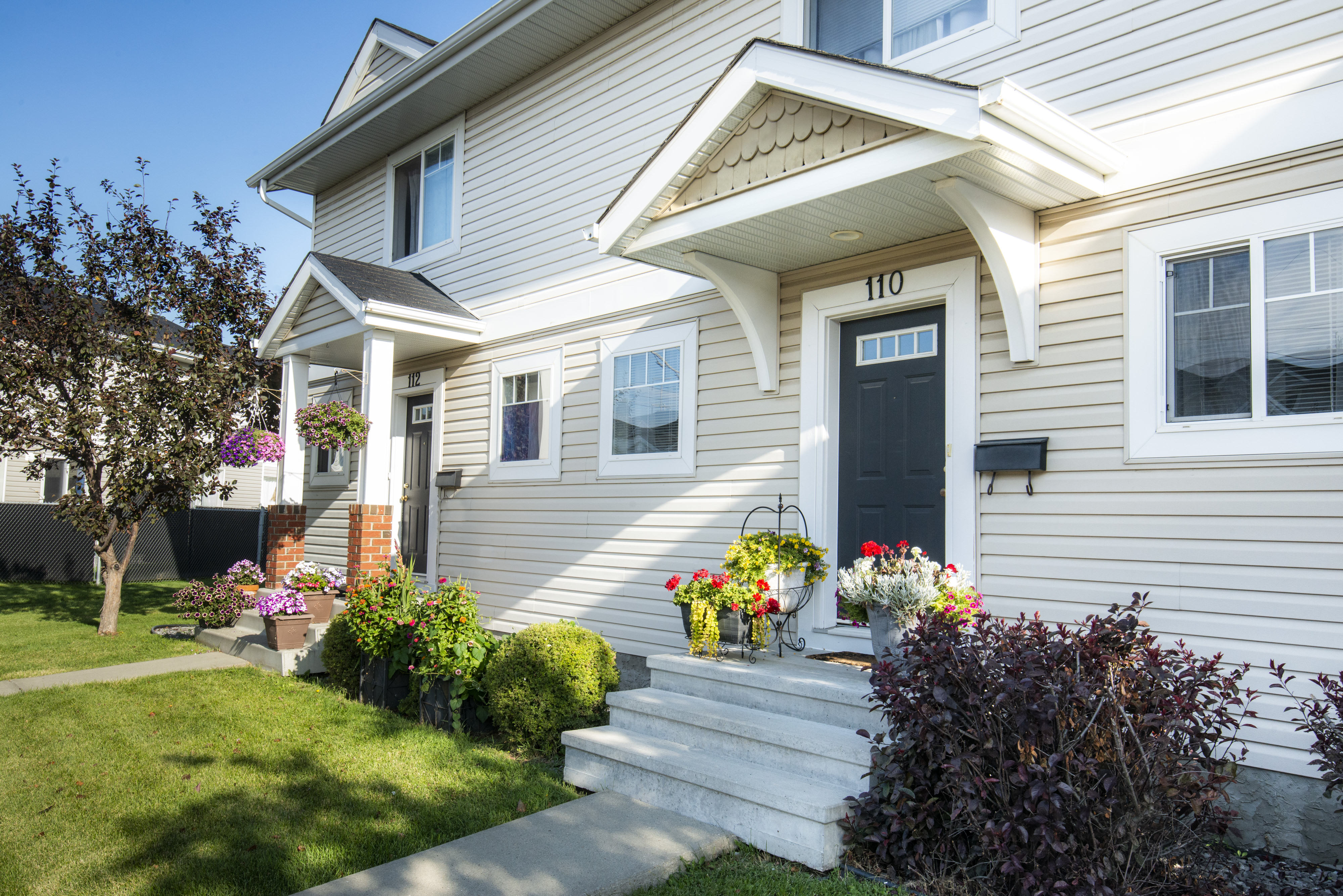 Oxford Mews Urbanlife Management Ltd