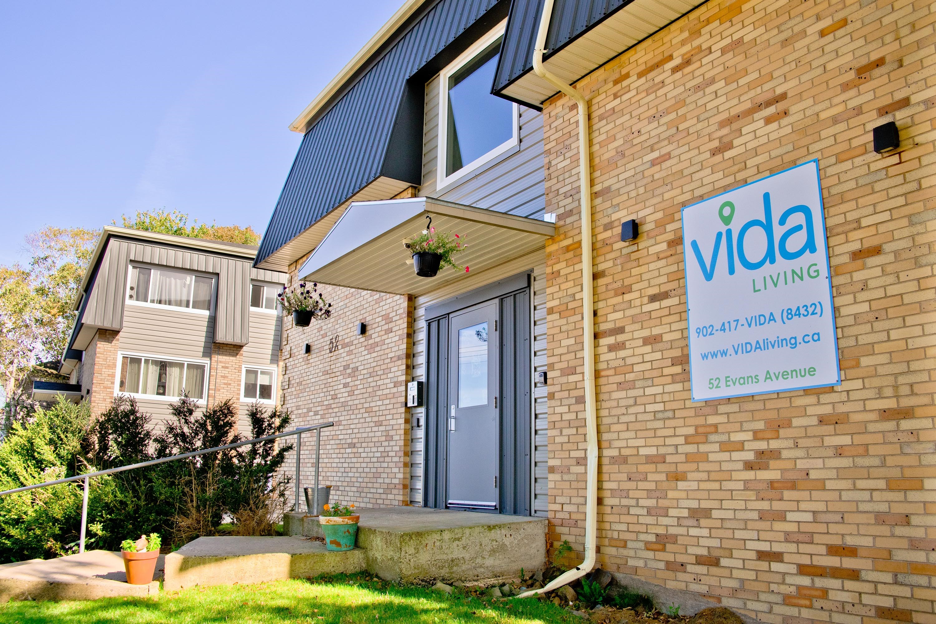 52 Evans Avenue VIDA