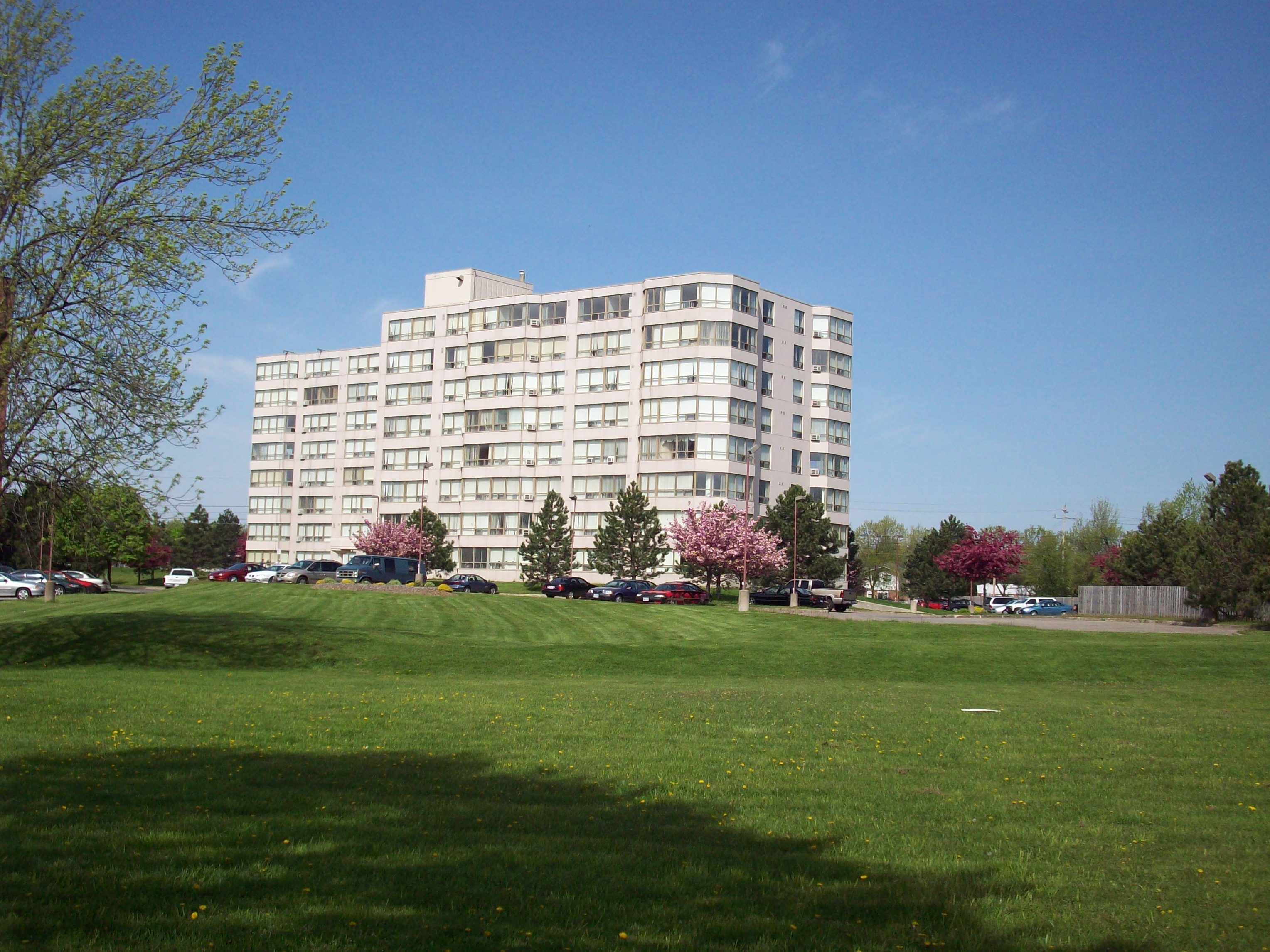 12 Riverside Dr. & 200230 Denistoun Street, Welland Apartments DMS