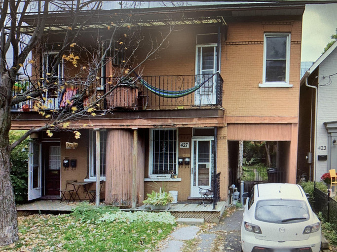 429 Lisgar