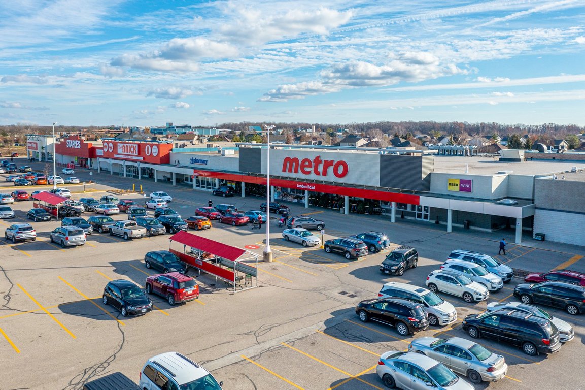 Retail Property for Lease in prime location Sarnia, Ontario Well
