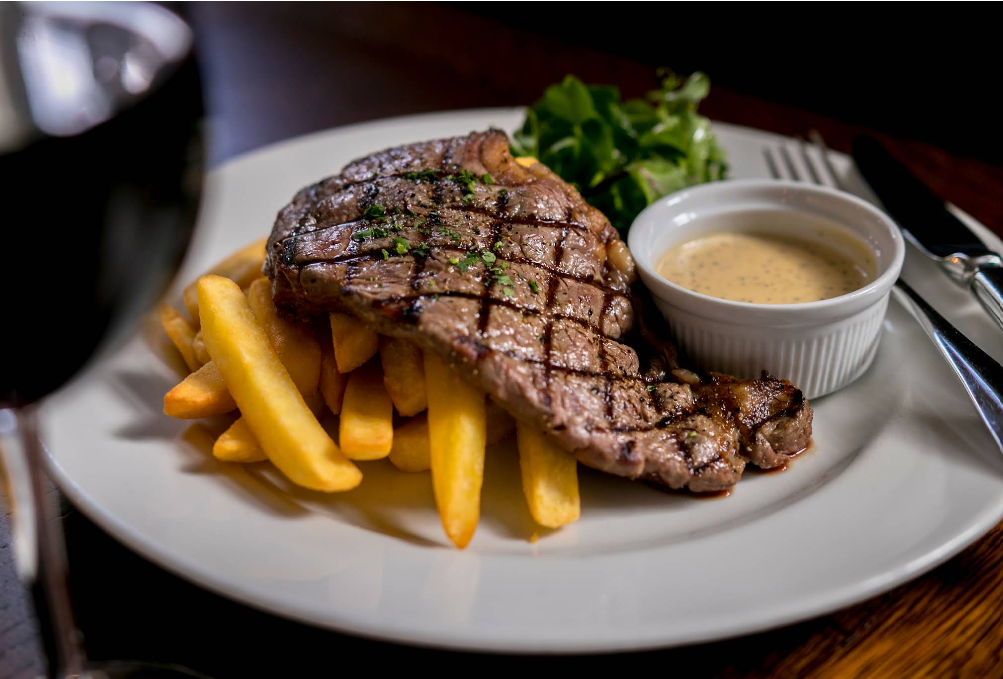 Top Dining Near The Hawthorne