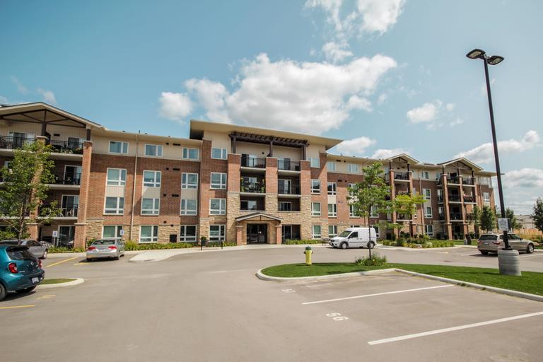 Luxury Condo Rentals in Fergus Williams & McDaniel