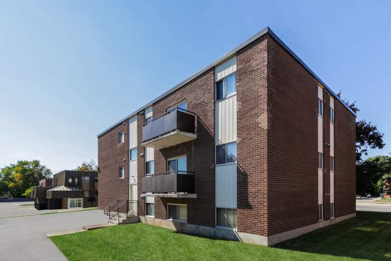 Red Maple Apartments For Rent Williams & McDaniel