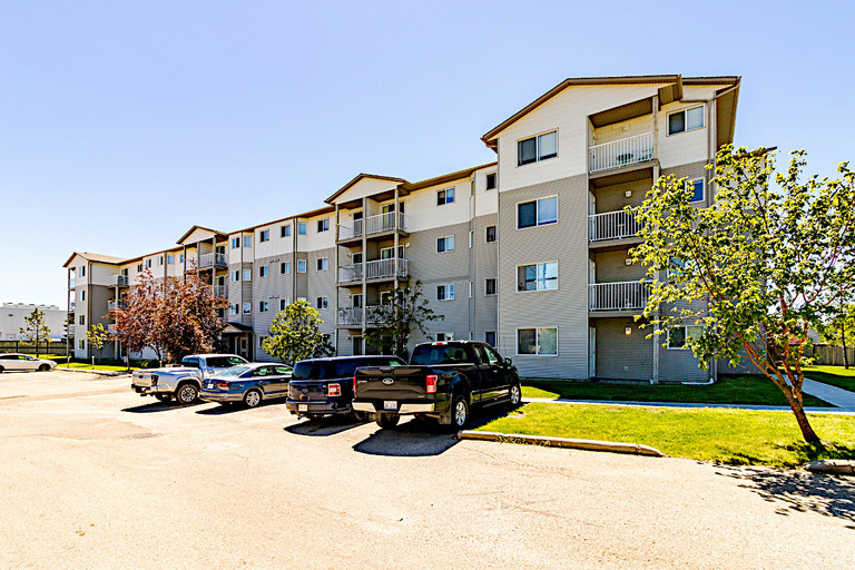 Bridgewood Apartments