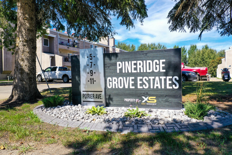 Pineridge Grove Estates