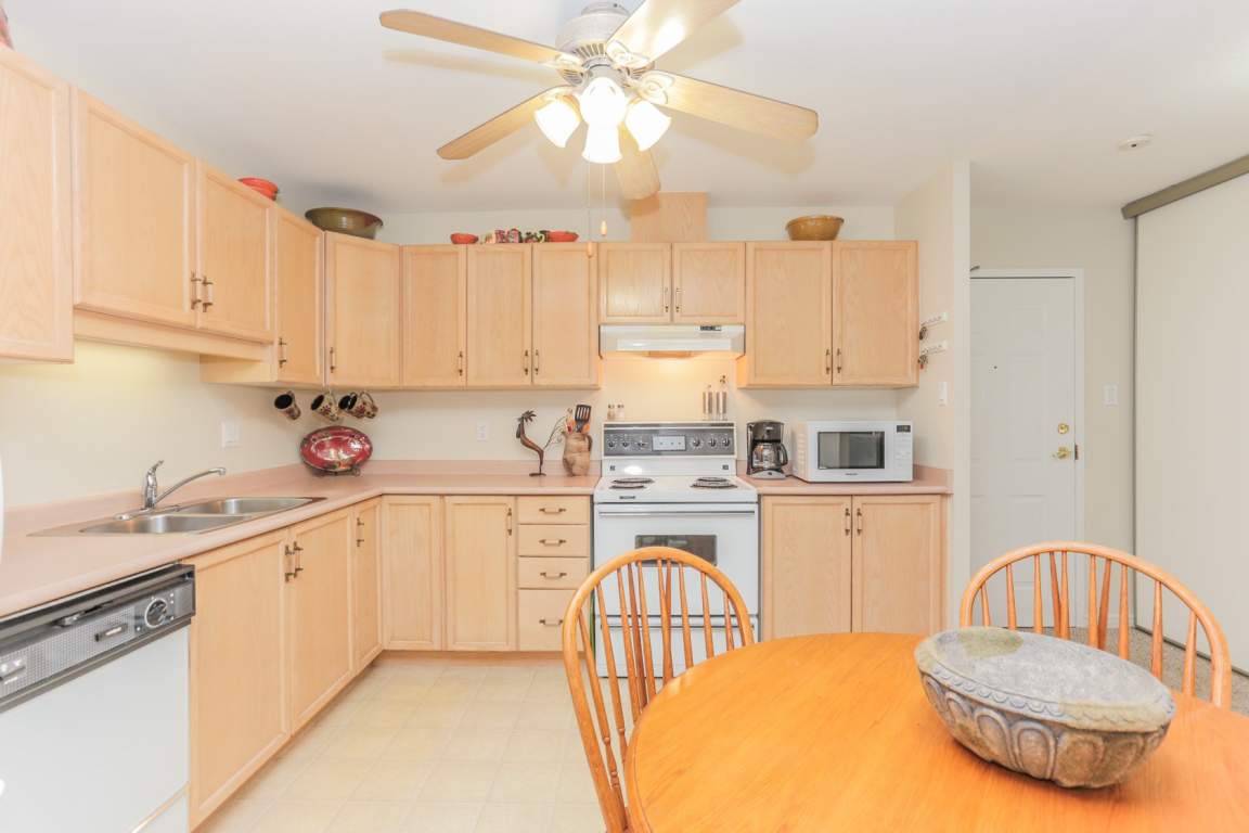 Beech Place Apartments For Rent Lucan York Property Management