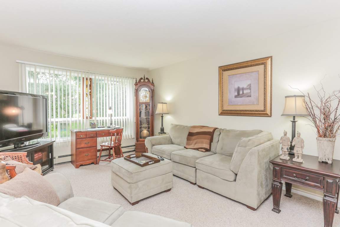 Beech Place Apartments For Rent Lucan York Property Management