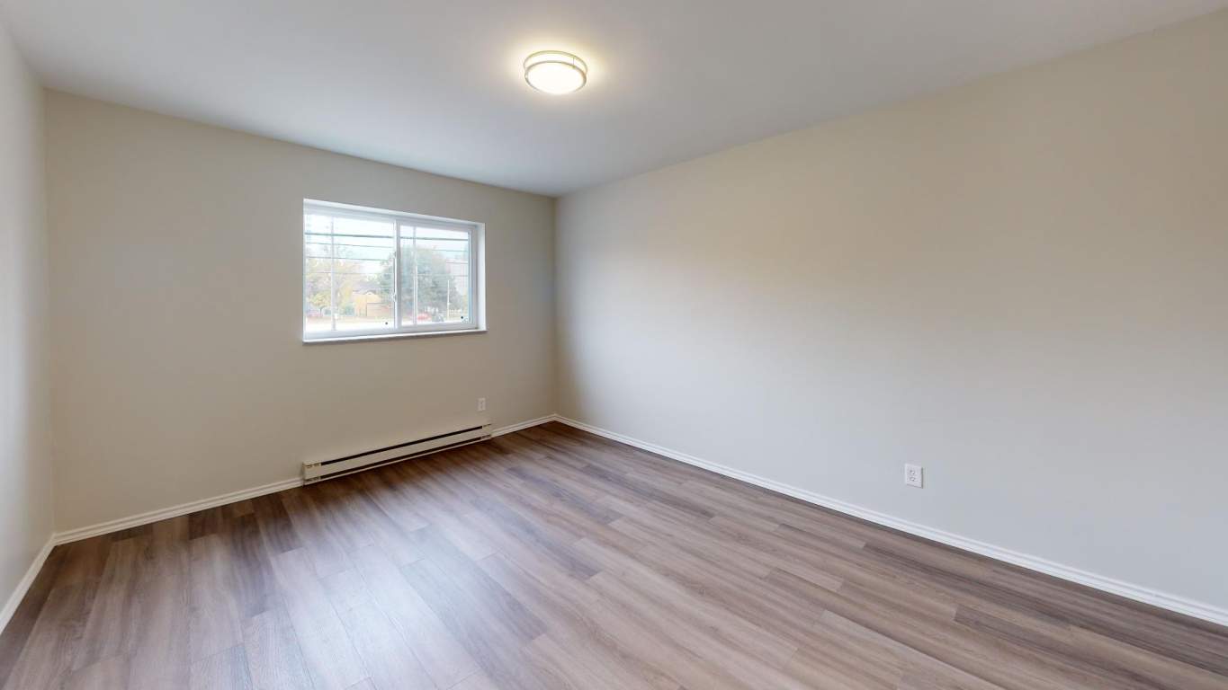 University Avenue Apartments for rent, Windsor Ontario York Property