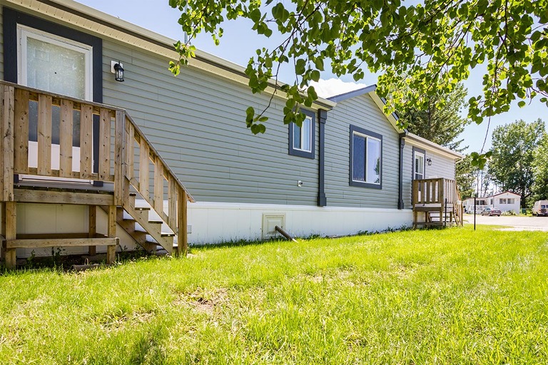 Kountry Meadows Featured Properties