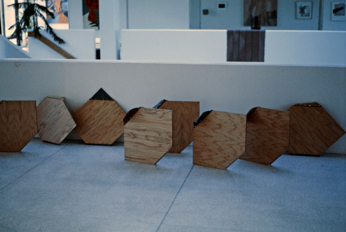https://lynnbook.s3.amazonaws.com/flat_media/EarlyWorks_Sculpture_CornerSet_photoslide01.jpg https://lynnbook.s3.amazonaws.com/flat_media/EarlyWorks_Sculpture_CornerSet_photoslide01.jpg
